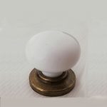 D9762320 Ručica Dugme Antik